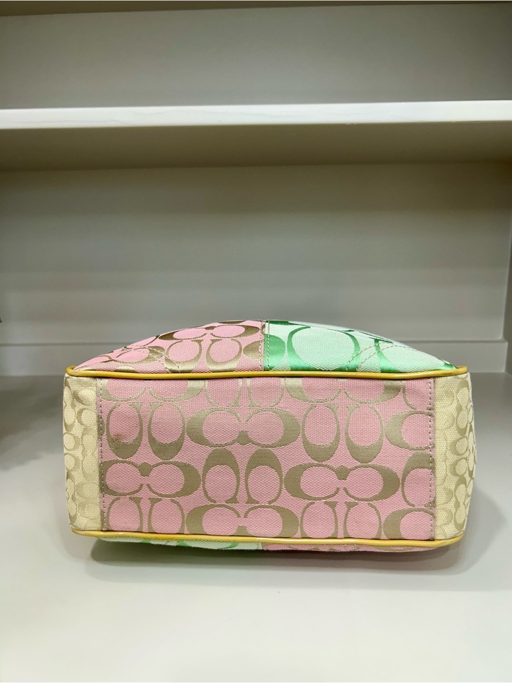 Coach Spring Y2K Signature Pastel Patchwork Turnlock Gallery Tote Shoulder Bag - Picture 8 of 16